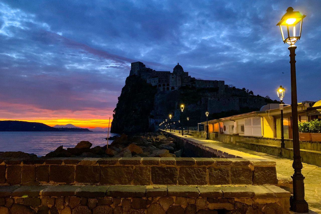 ischia castello