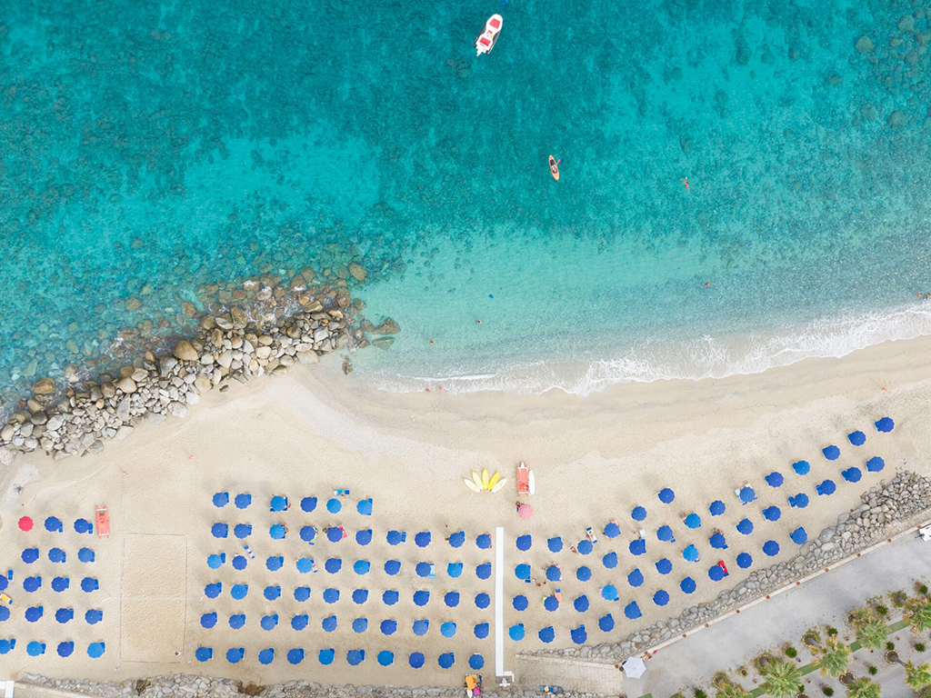 spiaggia attrezzata villaggio lido san giuseppe