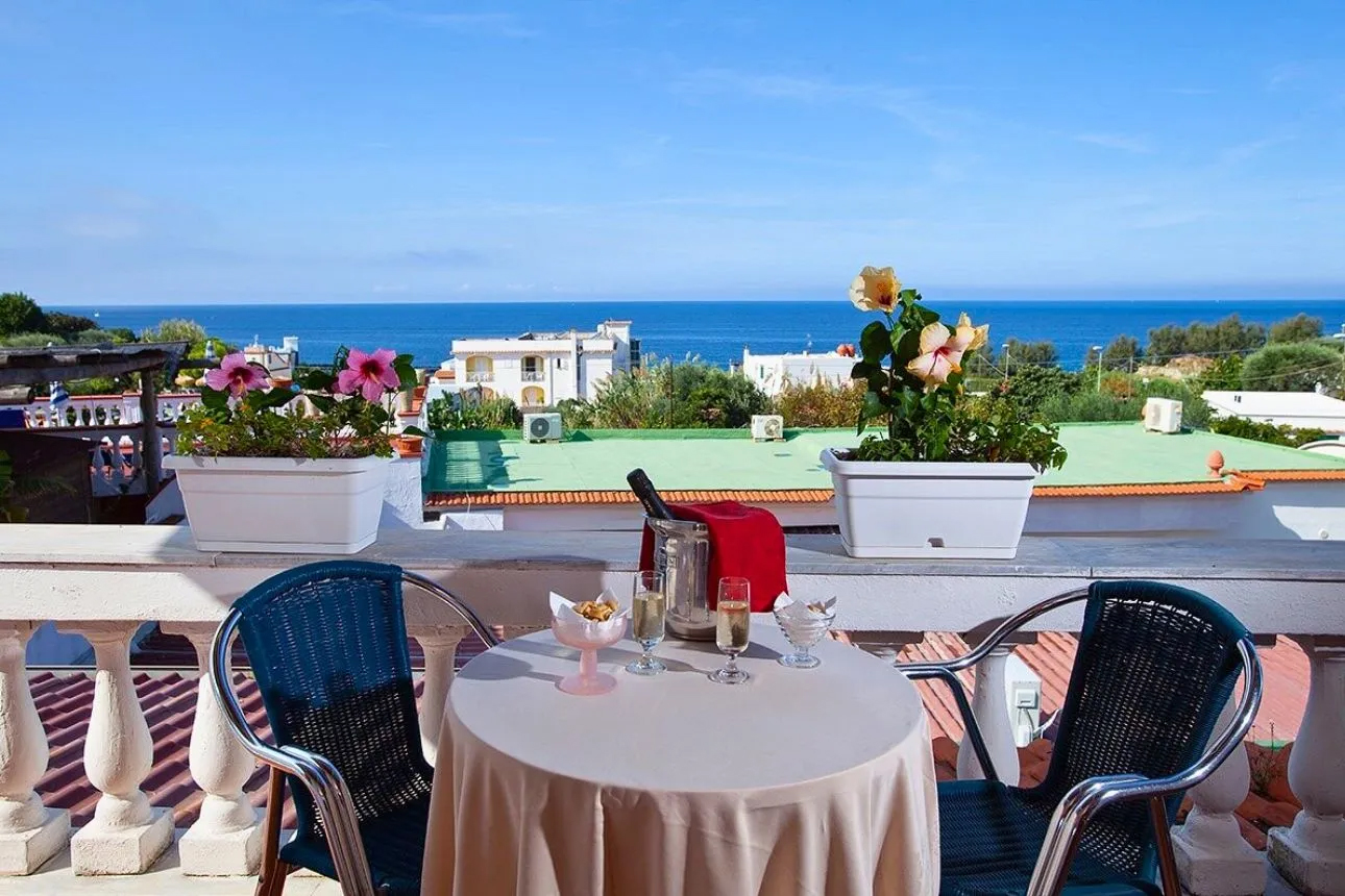 aperitivo hotel onda blu